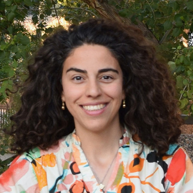 Headshot of Mina Jafarpoor